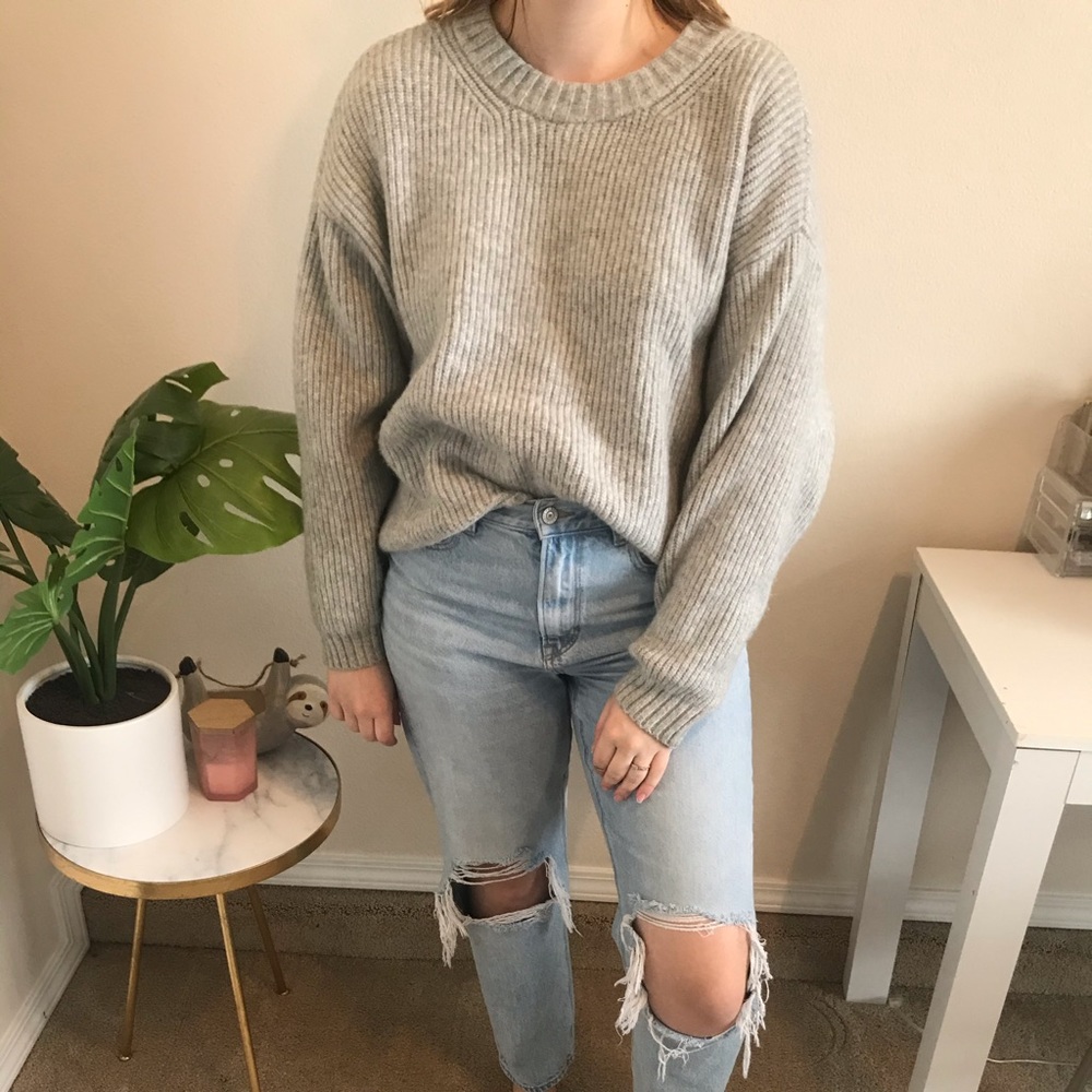 Chunky gray sweater